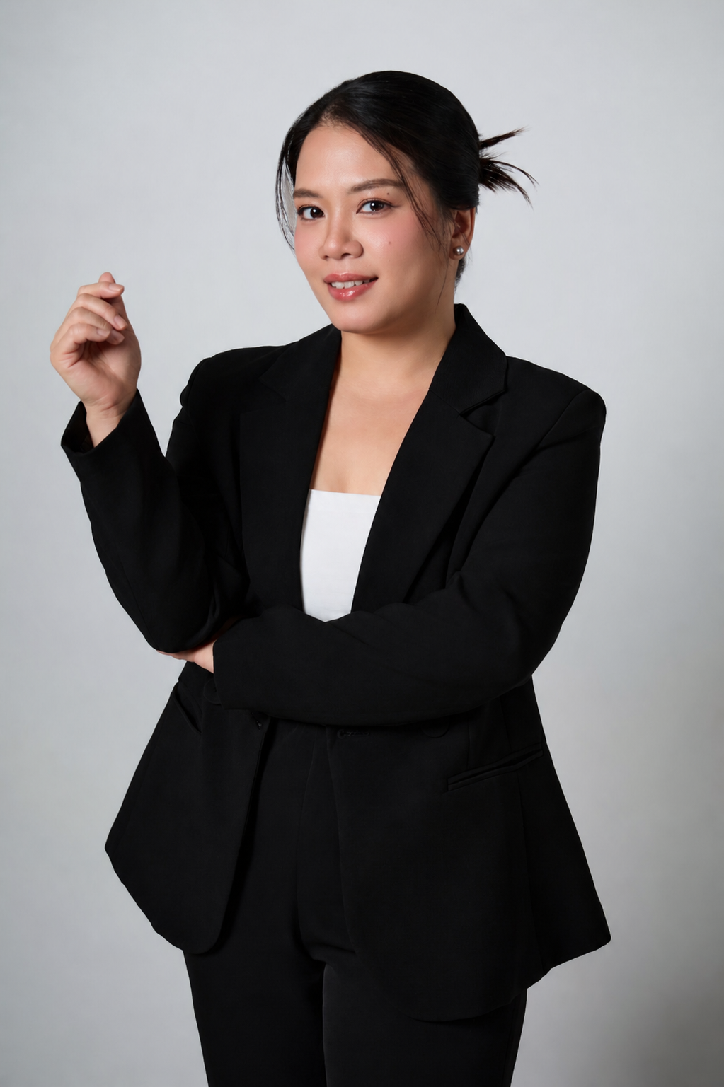 Dolly Sorraadisaikul — Founder, Lotus Loop AI